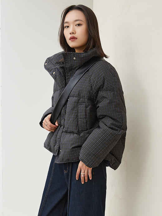 细格纹立领按扣羽绒服 棕灰色短款宽松面包服 秋冬复古格纹保暖外套 商品图0