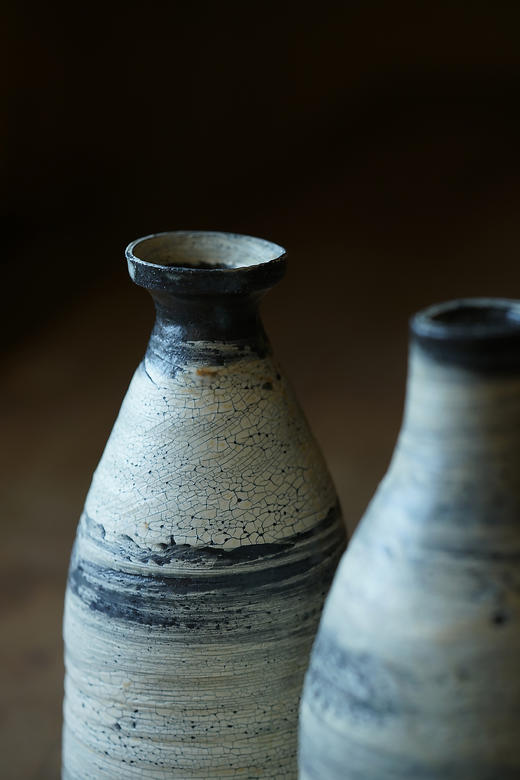 尾形笃29黑地刷毛目｜花器 商品图2