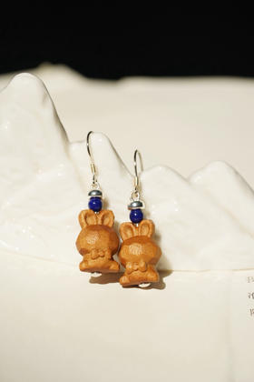 老山檀兔兔耳坠