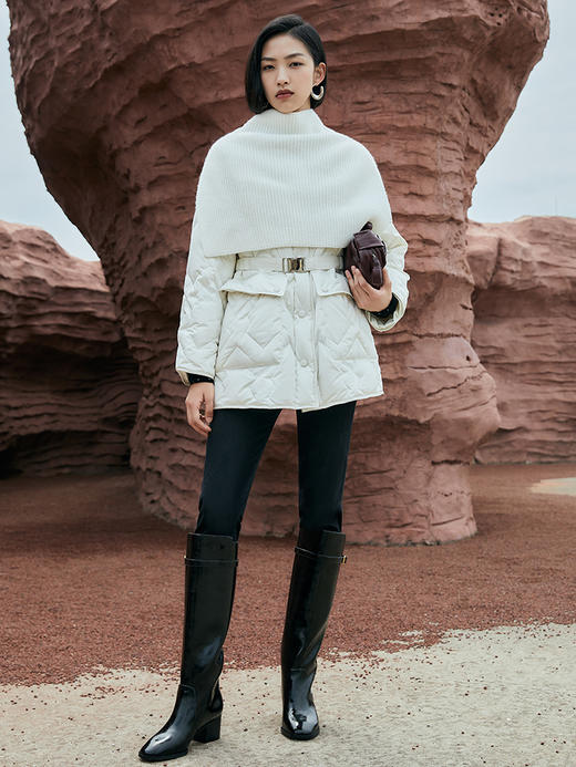 奶白色菱形格纹中长款棉服 圆领单排扣大口袋外套 简约通勤风秋冬宽松保暖轻薄羽绒服 商品图1