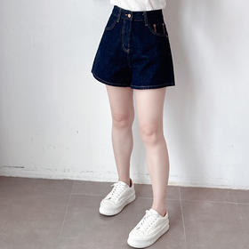 夏季新品设计师款小众藏蓝牛仔短裤女热裤
