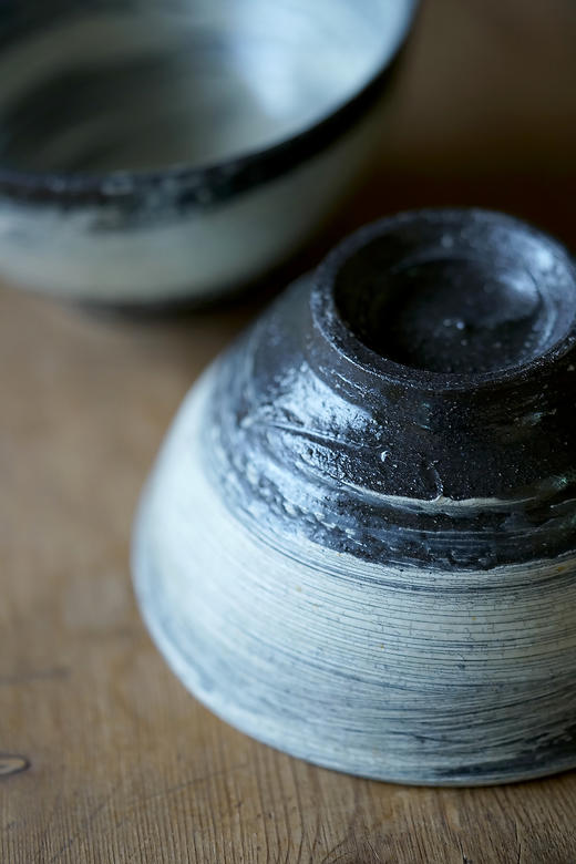 尾形笃03黑地刷毛目｜饭碗 商品图3