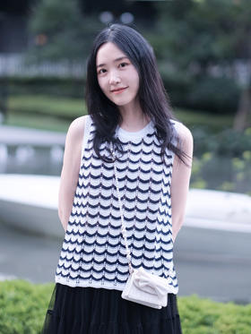 【和纸纱条纹背心】甄选和纸混纺纱线，质地轻盈，光泽柔和干爽的质感JZ2543-CC
