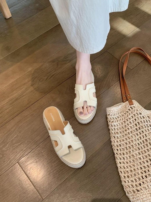 赵露思董洁推荐草编H拖纯皮凉鞋 商品图8