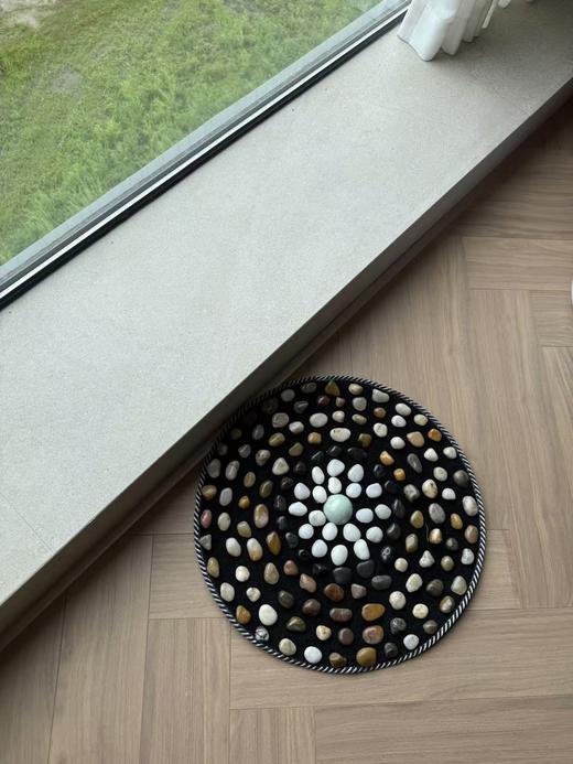 【晶脉鹅卵石足底按摩垫】某宝同款158💰，踩出健康，老中医推荐❗️爸妈抢着用 ✅天然鹅卵石，手工排列精准覆盖足底穴位   ✅黄金凸点高度，适配亚洲人足型 商品图2