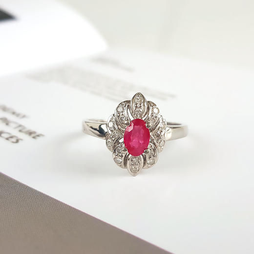 【天然正品】A货翡翠PT900铂金镶钻镶天然近50分红宝石（热情、忠诚）戒指12号（戒圈可改）女士现售价：2880！160525NJM65 商品图4