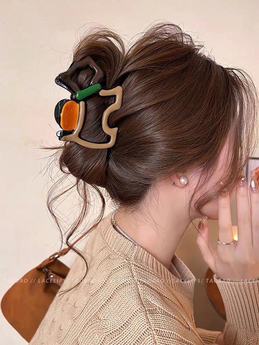 【醒粉福利7.9元3个】【多巴胺可爱小狗抓夹】戴上好有少女感‼轻轻一夹，头发瞬间变得整齐有型。 商品图3