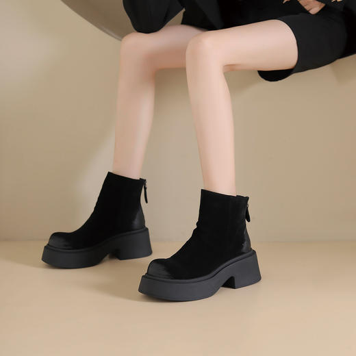 westory2024秋冬新款厚底粗跟短靴复古显瘦高弹力马丁靴女S24DS84541 商品图3