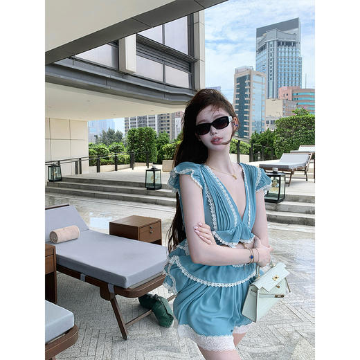 清仓捡漏 LIN BOUTIQUE  LC250068 蕾丝小上衣LK250068 拼接蕾丝短裤 商品图4