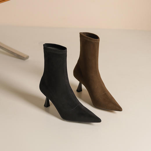 westory2024秋冬新款法式时尚绒面极简百搭显瘦尖头弹力靴女S24DS84531 商品图0