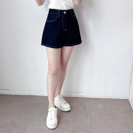 夏季新品设计师款小众藏蓝牛仔短裤女热裤 商品图2