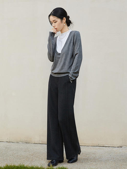 花灰色假两件 V 领针织衫 半高领撞色拼接修身显瘦长袖打底衫 秋冬通勤温柔气质内搭上衣 商品图1