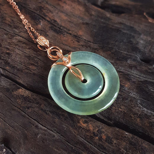 【天然正品】A货翡翠AU750玫瑰金镶钻镶天然冰种双平安扣翡翠吊坠项链34.1*23.4*2.8MM（皆取最大值）女士现售价：2480！280325AH68 商品图2