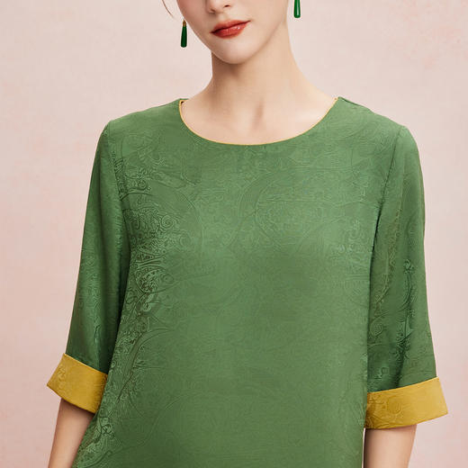 QF260斯尔丽25新款圆领国风系列精致提花工艺中袖撞色宽松显瘦上衣 商品图9