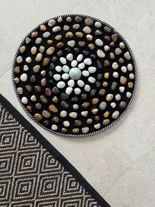 【晶脉鹅卵石足底按摩垫】某宝同款158💰，踩出健康，老中医推荐❗️爸妈抢着用 ✅天然鹅卵石，手工排列精准覆盖足底穴位   ✅黄金凸点高度，适配亚洲人足型 商品图4