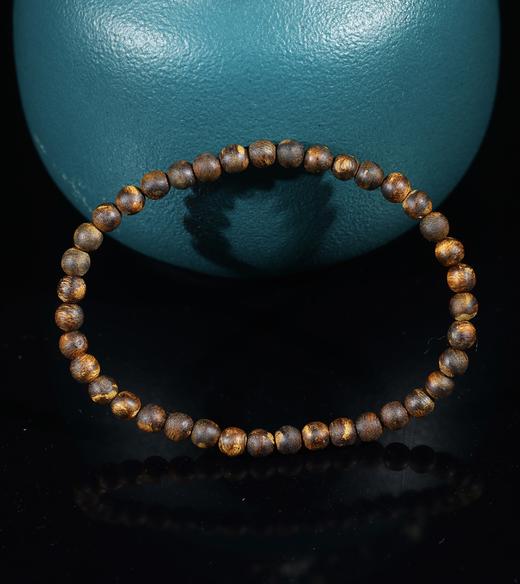 BC.PF6.18-11   白棋沉水(单圈) ，2.41g 商品图0