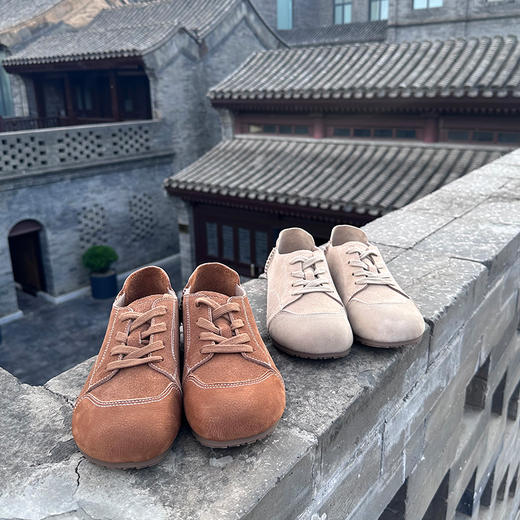 女式牛皮系带代休闲鞋 商品图0