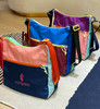 多巴胺配色控集合‼【Cotopaxi小众羊驼包包合集】手机包/斜挎包/双肩包/行李健身包/腰包...🔥撞色设计大胆又和谐，走在路上回头率爆表✌🏻材质轻便又耐磨，户外出行，登山、徒步时解放双手！ 商品缩略图6