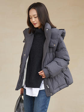 2025 冬季新款深灰色立领工装羽绒服 牛角扣大口袋设计宽松保暖外套 复古风短款面包服