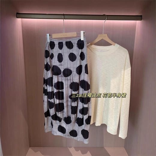 柜上1800！气质波点半身裙中长款褶皱花苞裙2025夏款！ 商品图3