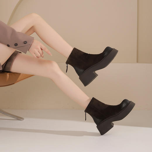 westory2024秋冬新款厚底粗跟短靴复古显瘦高弹力马丁靴女S24DS84541 商品图5