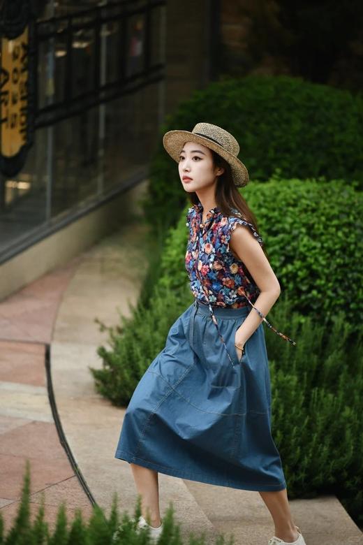 【高品质私服】【IC棉弹牛仔布无袖上衣+半裙】优质原料 弹性优异 舒适自如，优雅又独特的时尚风格G1439/G1454-CC【无标出货 介意慎拍】 商品图6