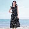 西遇黑色碎花连衣裙女夏季新款度假风法式荷叶边v领长裙SS050991 商品缩略图2