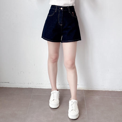 夏季新品设计师款小众藏蓝牛仔短裤女热裤 商品图3