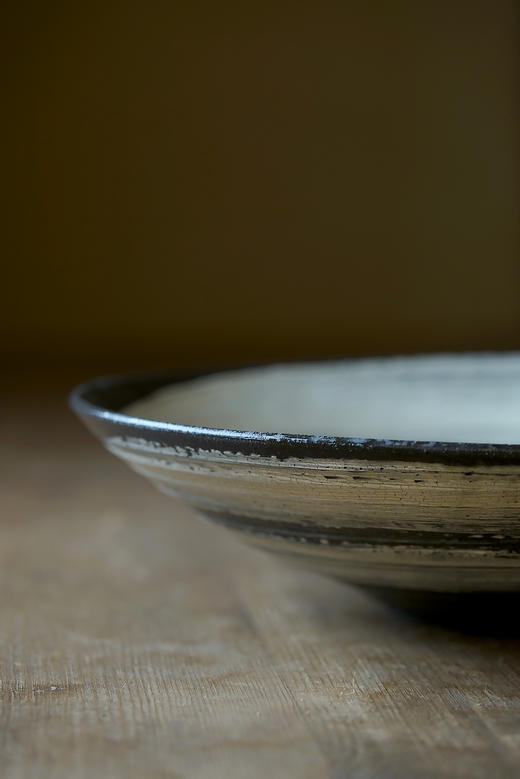 尾形笃23黑地刷毛目｜特大钵 商品图2