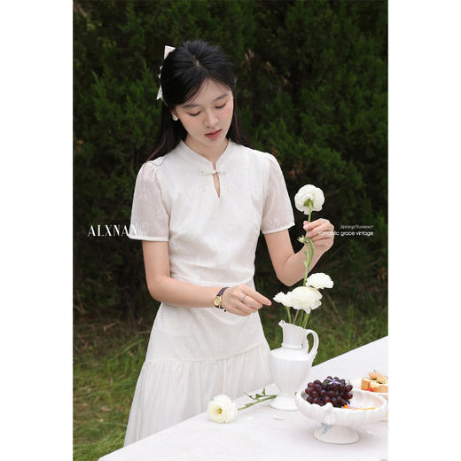 【6折秒杀】鹿向南「国风情书」新中式国风连衣裙女夏季收腰气质短袖杏色长裙DYL661784 商品图2