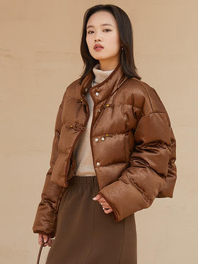复古棕色国风盘扣立领羽绒服 短款提花肌理上衣 冬季保暖显瘦中式设计感外套