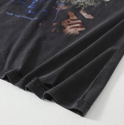 点此购买 METALLICA夏季男女款摇滚乐队限定复古水洗做旧破坏高街短袖T恤 md 321793 商品图14