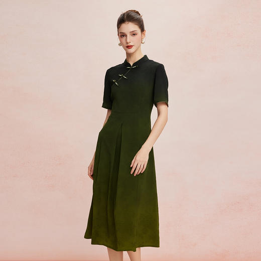 QF8E3斯尔丽25新款新中式改良旗袍金丝盘扣传统渐变晕染工艺写意连衣裙 商品图2