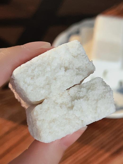 🌾一口沁润脾胃的「甜原柿吉 手工茯苓糕」☁️软糯绵密 湿润度拿捏si 松软不粘牙 会呼吸的弹糕体🥰现蒸现发不隔夜 减脂期云朵点心放肆rua🥄  商品图8