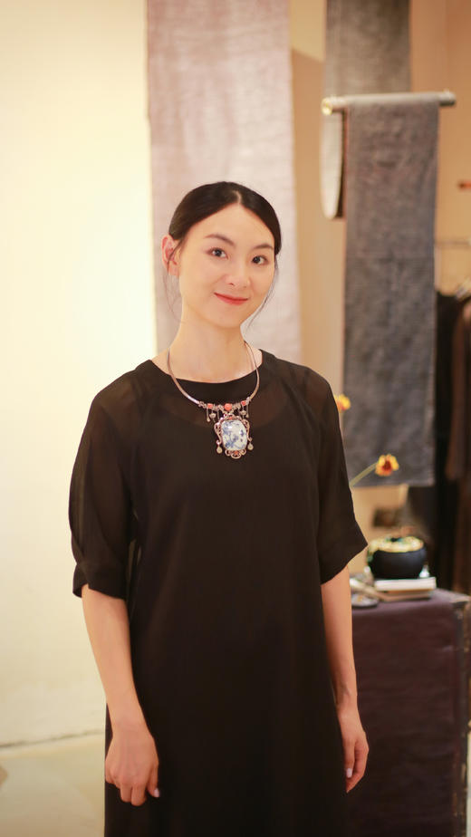 漫物记顺行皱香云纱圆领中袖连衣裙XYS-W142 商品图0