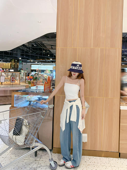 【折后再享2件88折】微信粉丝打折价！！天丝薄款弯刀牛仔裤 日常179.99/件 立减70 秒杀109.99/件！！ 商品图8