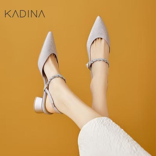 【KADINA】 AF3  卡迪娜2025春夏新款尖头绑带粗中高跟单鞋包头凉鞋KM251536 商品图0