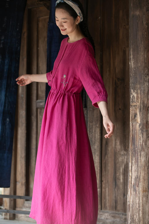 牧衣游原创 汉麻手工刺绣连衣裙宽松轻薄柔软抽绳圆领长裙 无极 商品图5