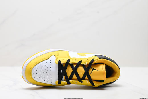 耐克乔丹Air Jordan 1 Low低帮复古休闲运动板鞋DC0774-122男女鞋 商品图1