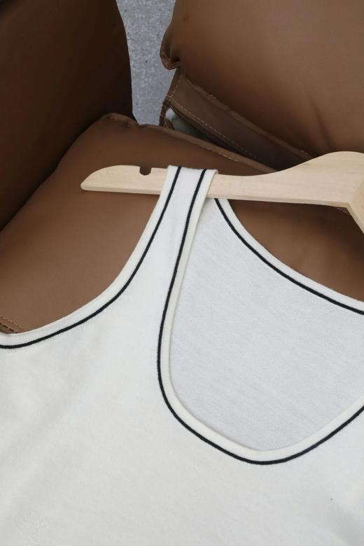 LPIUTY品牌直发！极简桑蚕丝羊毛背心 B017539 商品图14