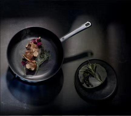 【6F】 WMF蜂窝陶瓷煎炒锅28cm（赠锅盖） 商品图1