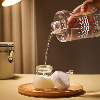 农夫山泉饮用水 饮用天然水(适合婴幼儿) 低钠1L*8瓶 整箱装 商品图6