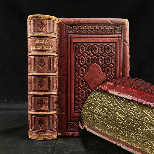 书口烫金雕刻纹饰！1857年 司各特诗集 配多幅钢板与木版画插图 全真皮精装32开 商品图0