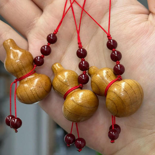 【新增桃木挂坠】【奕虹合作的山东秋桃基地的老桃木制作真桃木配饰系列-12年老桃木制作】满满寓意 一个集实用性、艺术性与深厚精神内涵于一身的吉祥符号 商品图1