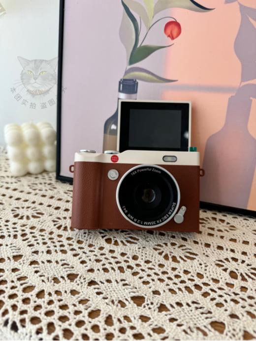 有了这款ccd，从此出片和呼吸一样简单‼️【Y02翻转屏幕CCD相机 】随手一拍就是大片氛围感📸 某宝随便一搜都是💰300+ 开团价💰只需129  商品图0