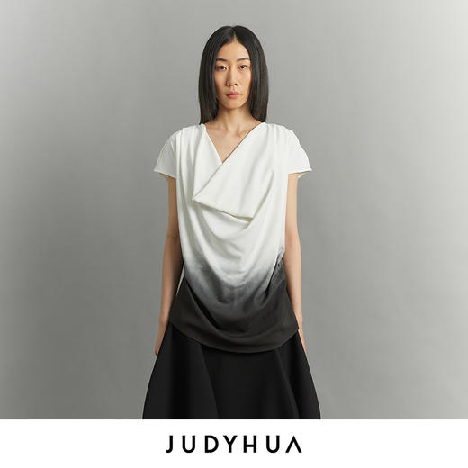 JUDYHUA 曙光系列V领短袖T恤 商品图0