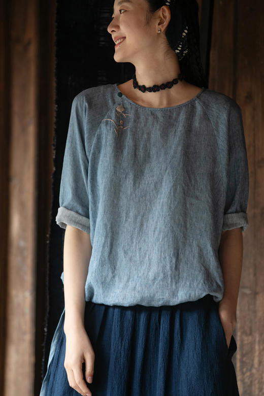 牧衣游原创 进口亚麻手工刺绣炒色套头衫轻薄抽绳七分袖上衣 境禾 商品图5