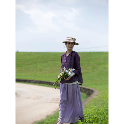 牧衣游原创净色苎麻套头衫新款轻薄清凉V领简约文艺百搭小衫 无疆 商品图2
