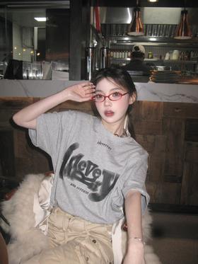 ꒰ нї ꒱ · 酷一下｜🖤