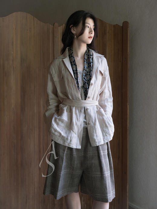 John Alexander Skelton  藏青色/米色宝相纹手工织印丝巾 商品图7